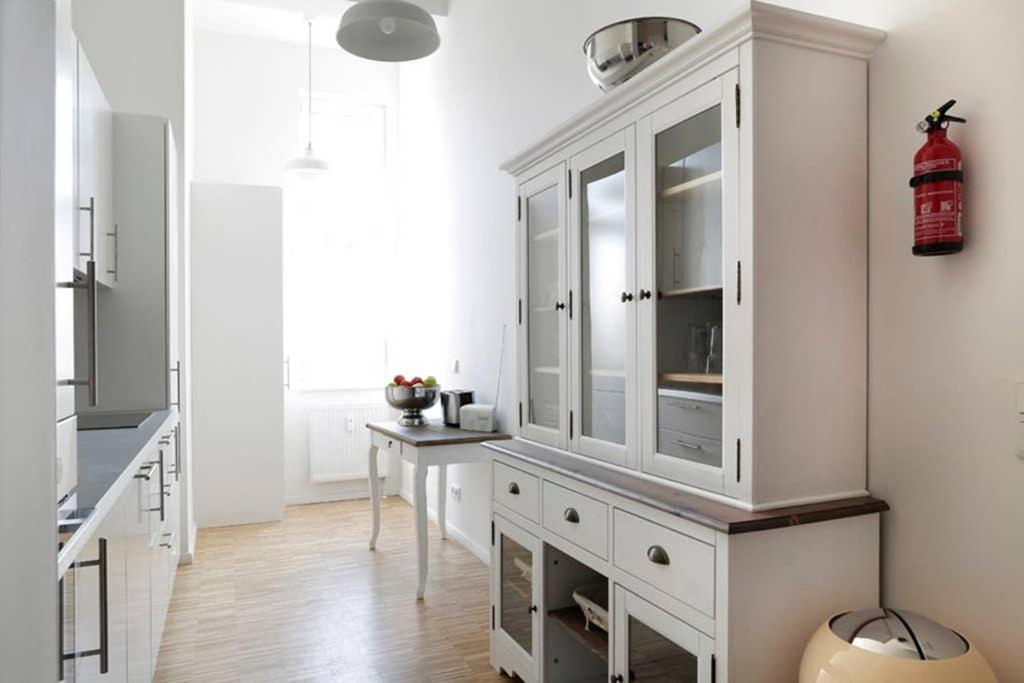 Sc 06 By Rockchair Apartments L Superhost Status L 4 Bedrooms Boxspringbeds 2 Bathrooms Balcony Elevator - Cozy Family & Business Flair Welcomes You! Berlin Exterior photo