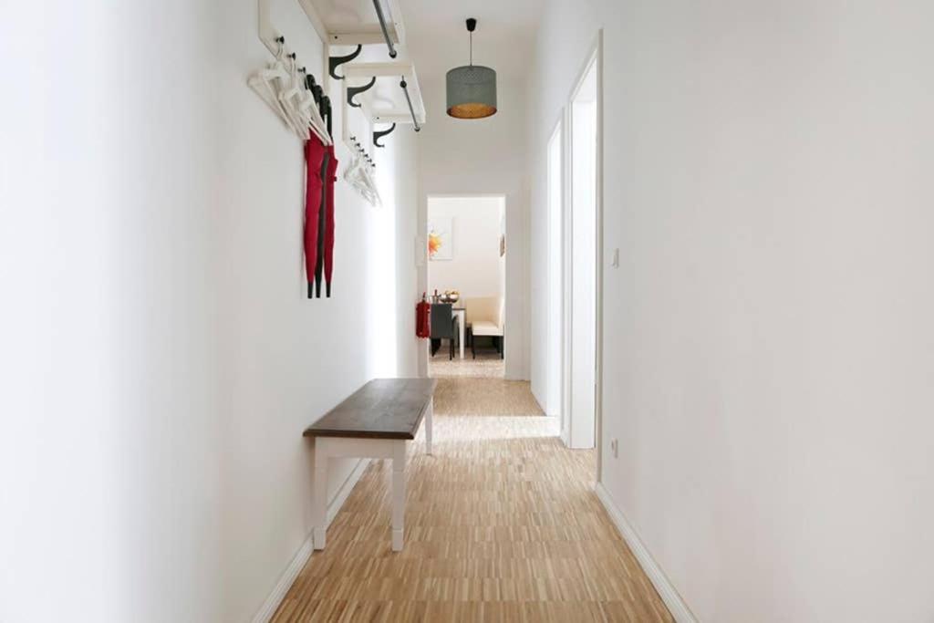 Sc 06 By Rockchair Apartments L Superhost Status L 4 Bedrooms Boxspringbeds 2 Bathrooms Balcony Elevator - Cozy Family & Business Flair Welcomes You! Berlin Exterior photo