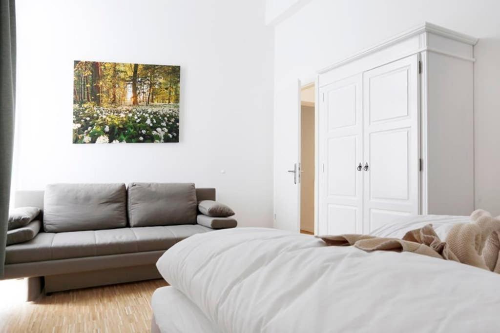 Sc 06 By Rockchair Apartments L Superhost Status L 4 Bedrooms Boxspringbeds 2 Bathrooms Balcony Elevator - Cozy Family & Business Flair Welcomes You! Berlin Exterior photo